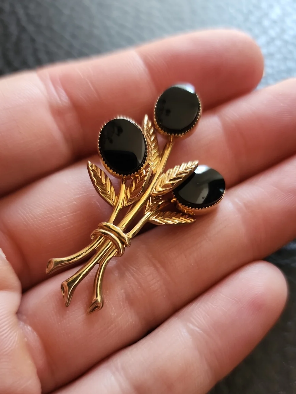 VTG Gold Filled Black Floral Bouquet Brooch - Classic Womens Jewelry